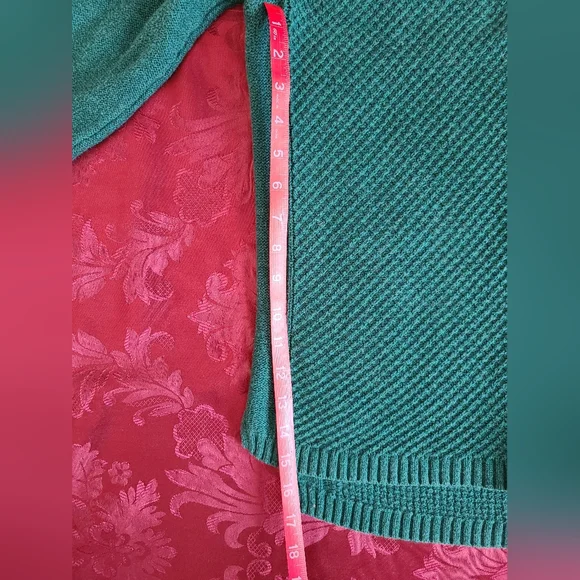 Dark Green Sonoma Sweater Women's size Medium - Picture 9 of 9